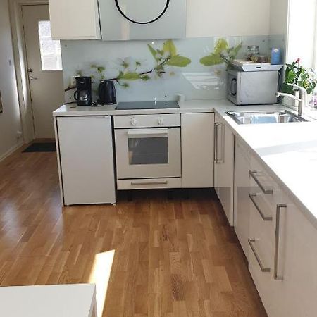 Modern Basement Apartments Stavanger, Sola Airport, Kjerag, Preikestolen ภายนอก รูปภาพ
