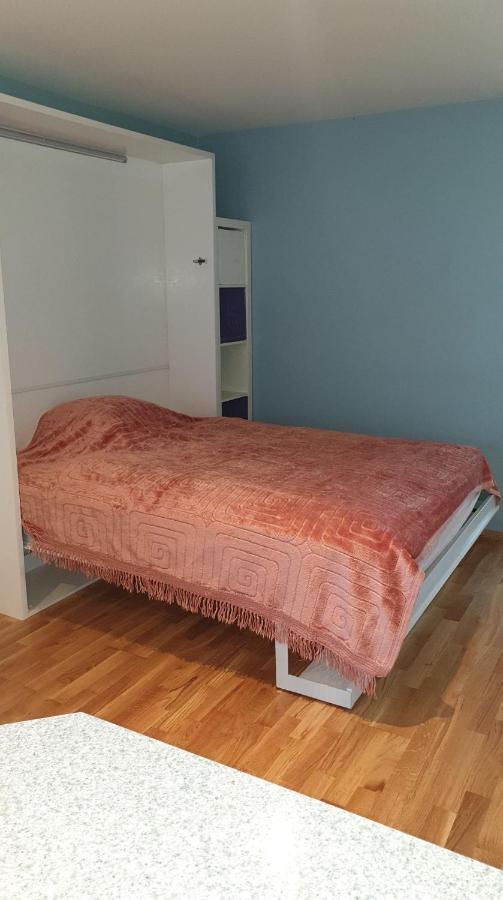 Modern Basement Apartments Stavanger, Sola Airport, Kjerag, Preikestolen ภายนอก รูปภาพ